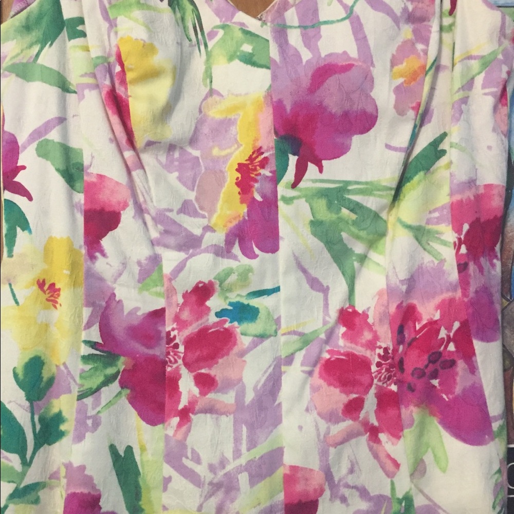 Chapp's White Floral Dress - Picture 6 of 6